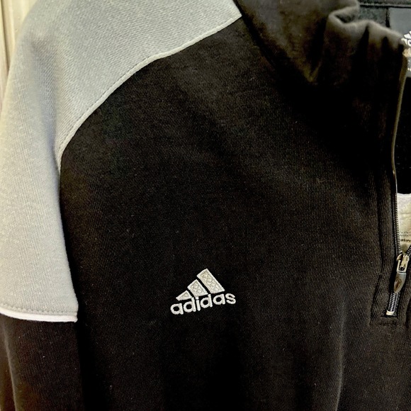 Men's Adidas Soccer Quarter-zip Jacket Black  Gray Soccer Ball Size XL NWOT - Picture 3 of 7